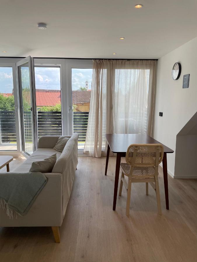 Roemer Apartment Und Zimmer Turkheim Bagian luar foto